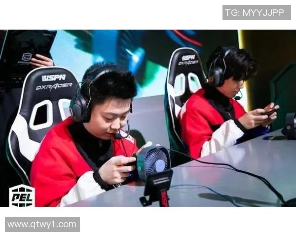 PEL淘汰赛激战正酣各队争夺荣耀与晋级机会的巅峰对决 PEL淘汰赛激战正酣各队争夺荣耀与晋级机会的巅峰对决