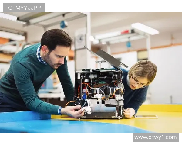 探索诚cHHGPEL在现代科技与商业中的创新应用与发展前景